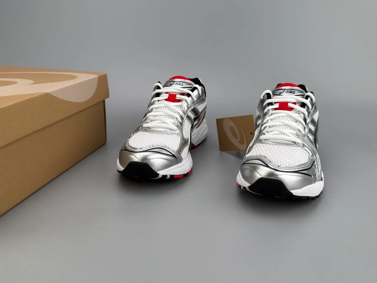 ASICS Gel-Kayano Silver White Red Running Shoes 3
