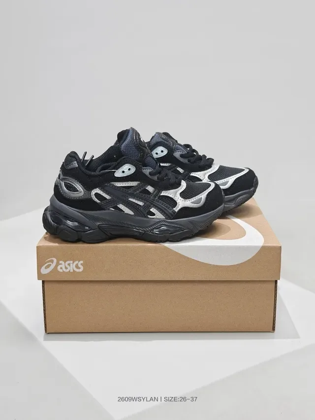 ASICS सफेद नीली मिडसोल मेश और सिंथेटिक ओवरले चंकी स्नीकर्स 3