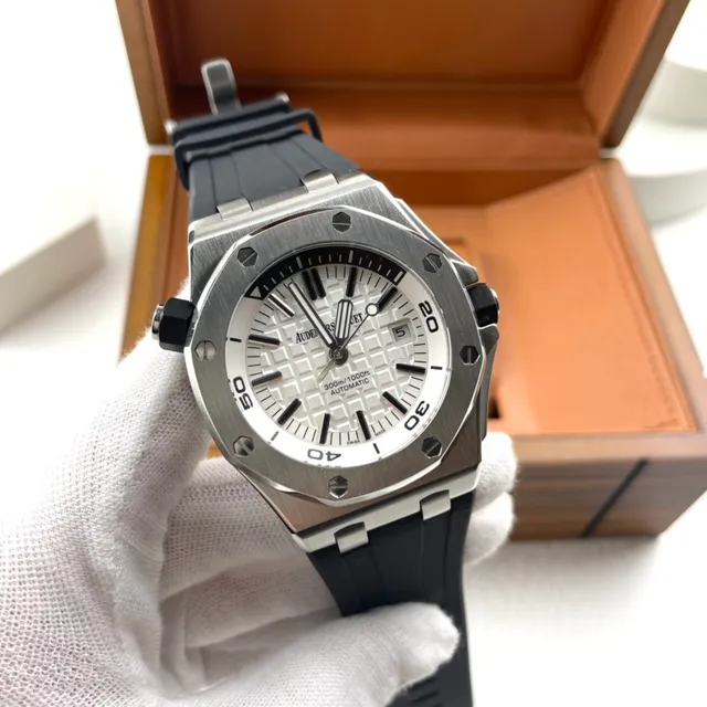 Audemars Piguet Royal Oak Offshore White Tapisserie Mechanical Watch 6