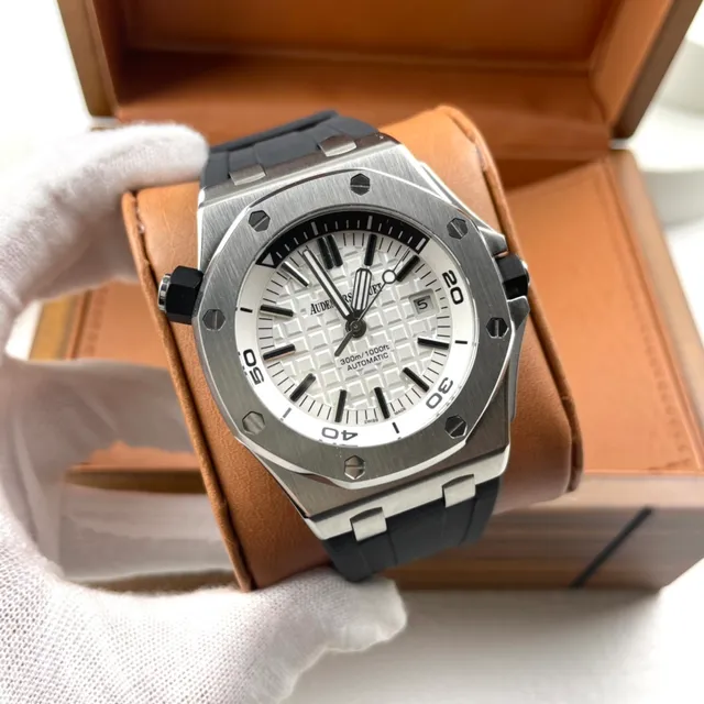 Audemars Piguet Royal Oak Offshore White Tapisserie Mechanical Watch 8