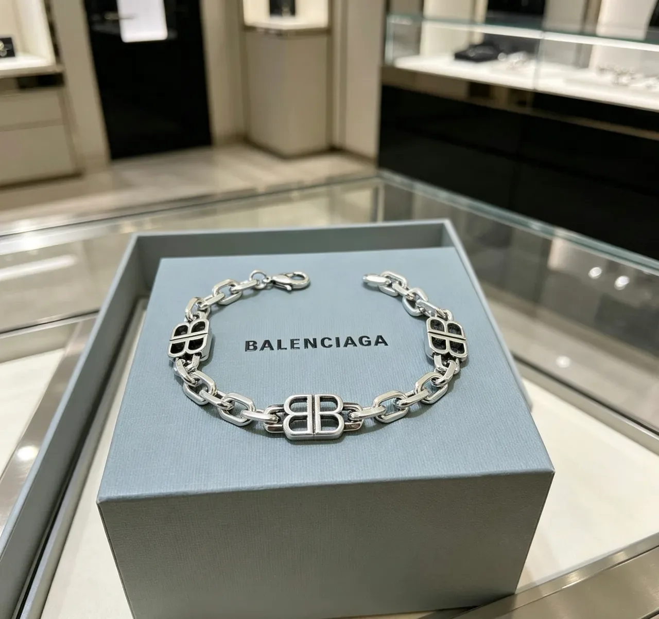 Balenciaga BB Chain pulseira de tom prateado com logo 3