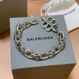 Balenciaga BB Silver corrente a elos grossos entrelaçadas B Clasp pulseira