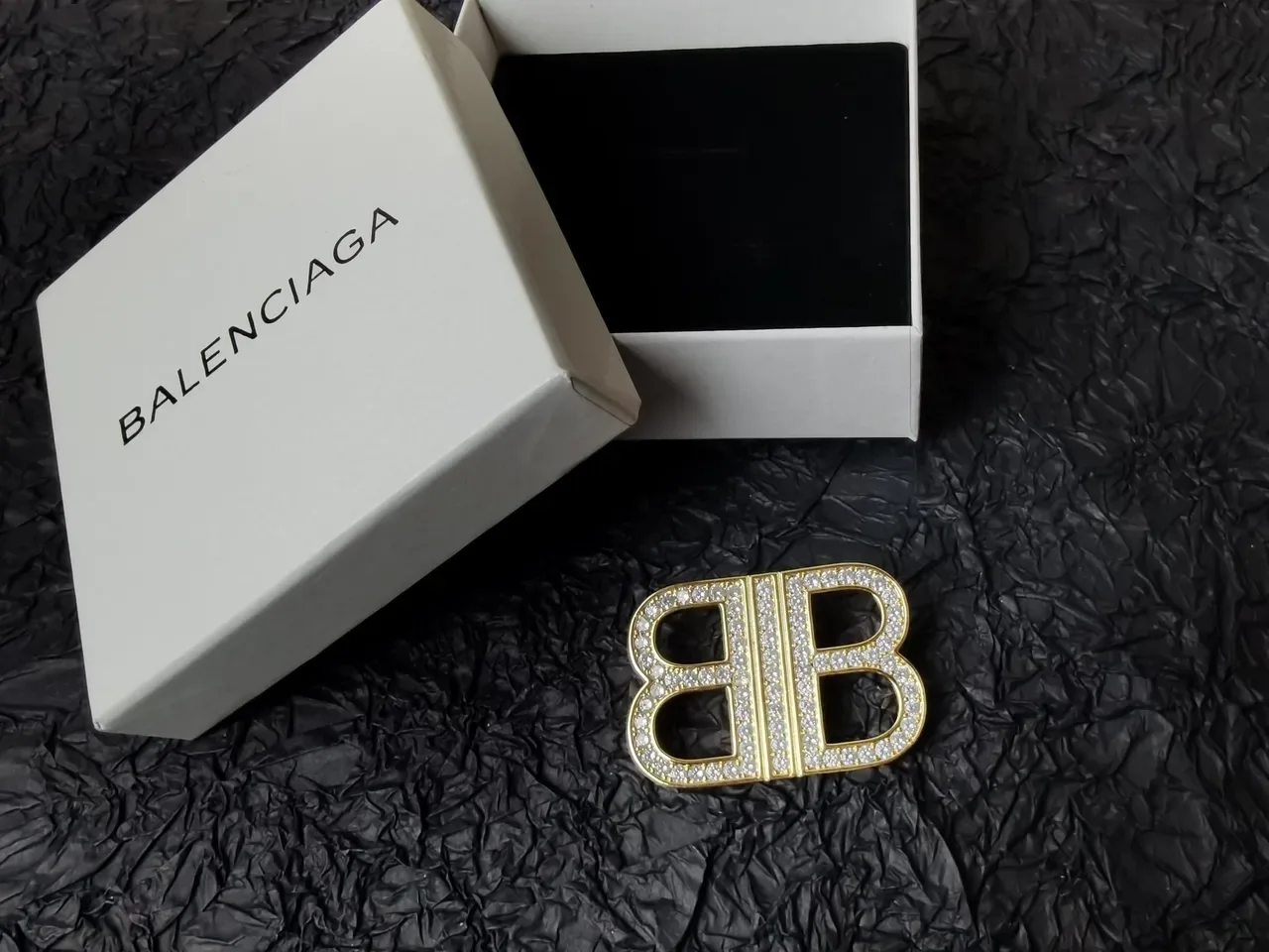 Balenciaga BB Argent Or Pavé-Crystal Monogramme Broche 2