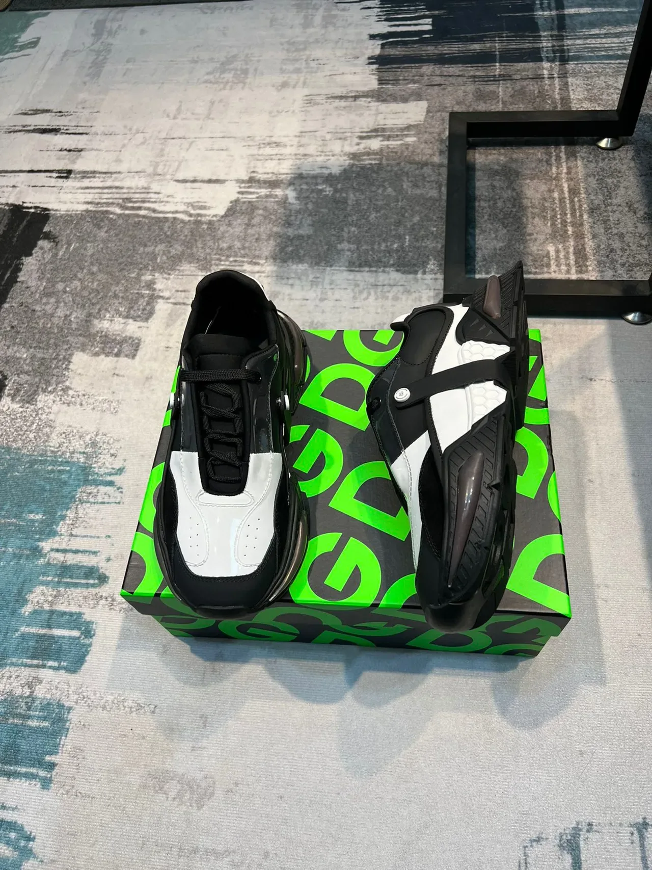 Balenciaga Tênis Chunky Preto e Branco Sola Plataforma Upper Layered 4