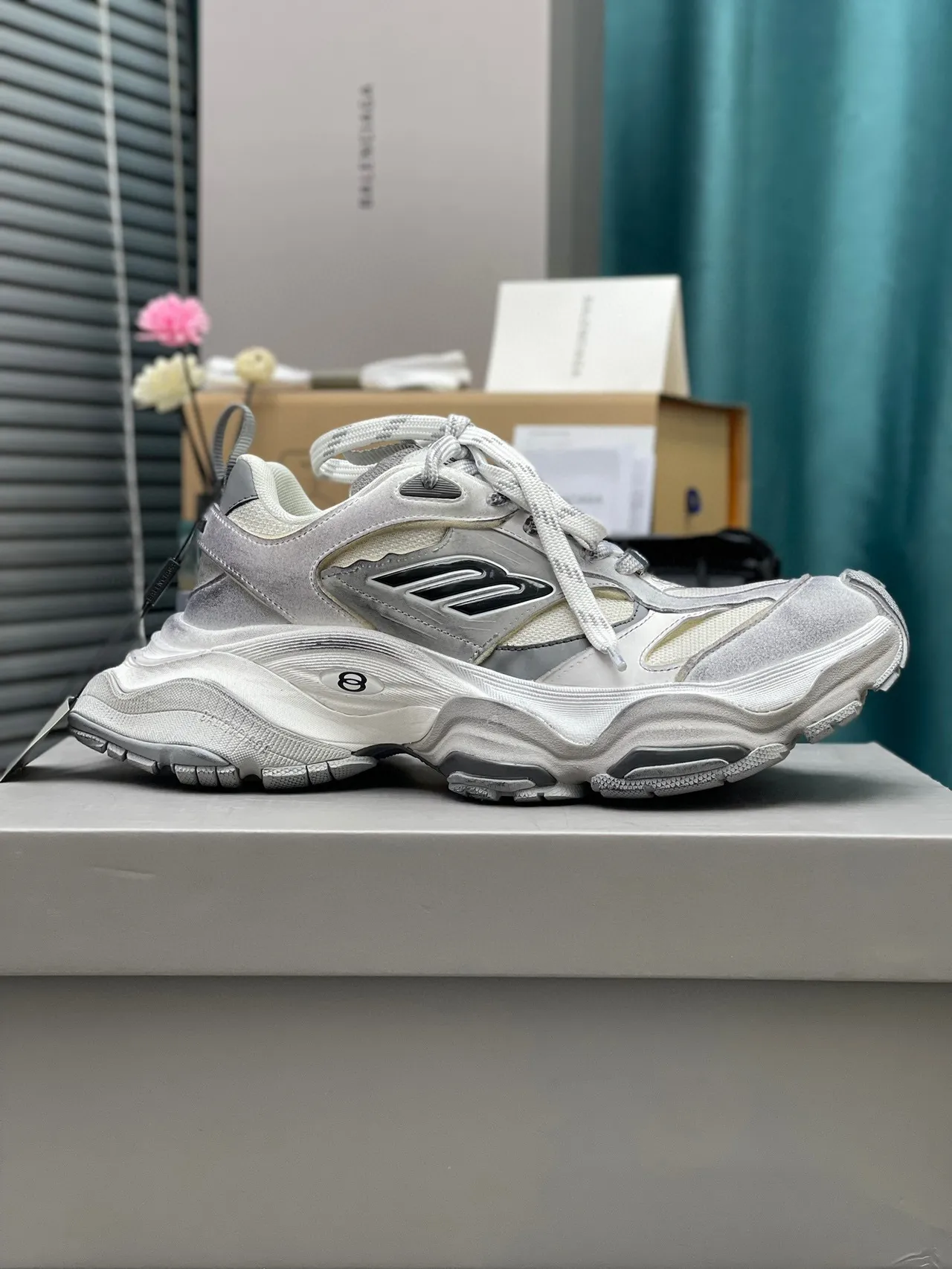 Balenciaga Gray White Multi-Layered Sole Sculpted Midsole Chunky Sneakers 2