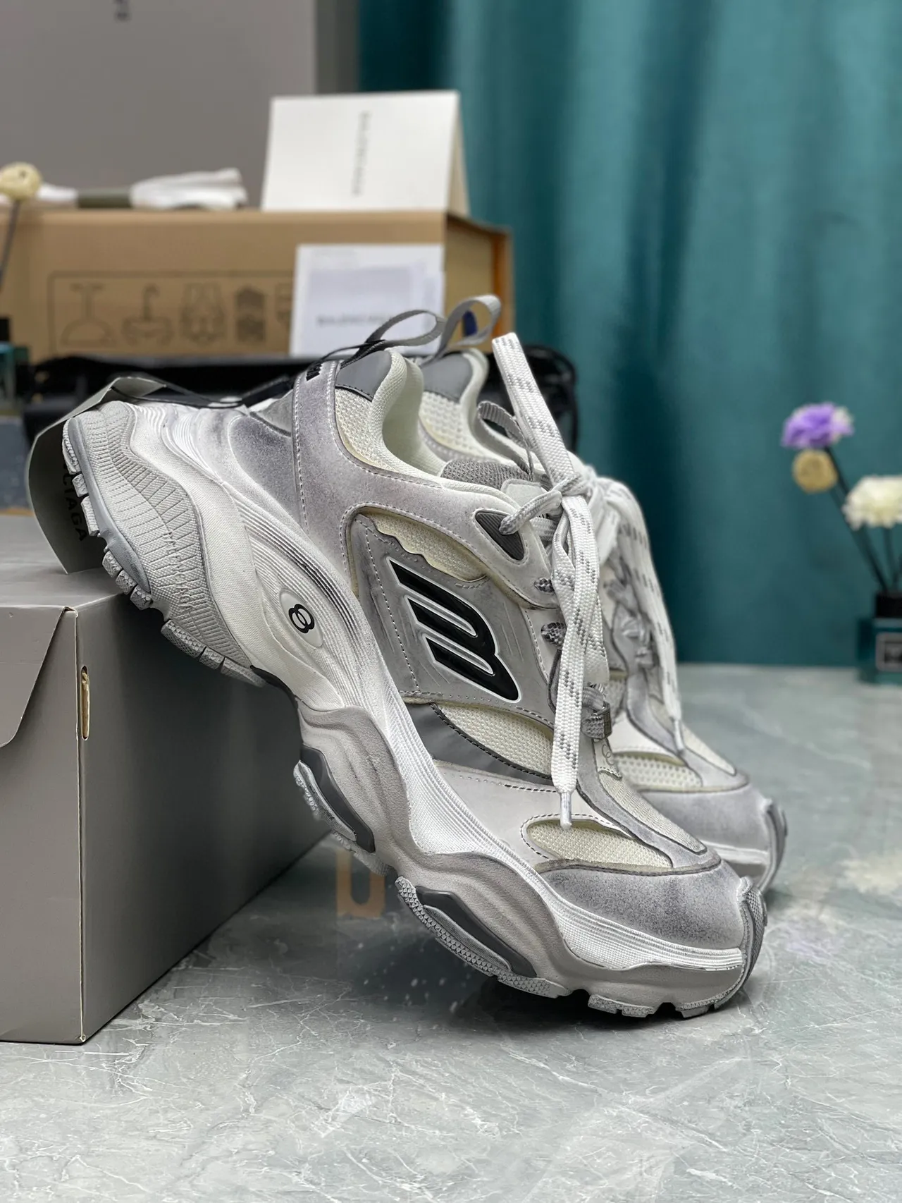 Balenciaga Gray White Multi-Layered Sole Sculpted Midsole Chunky Sneakers 6