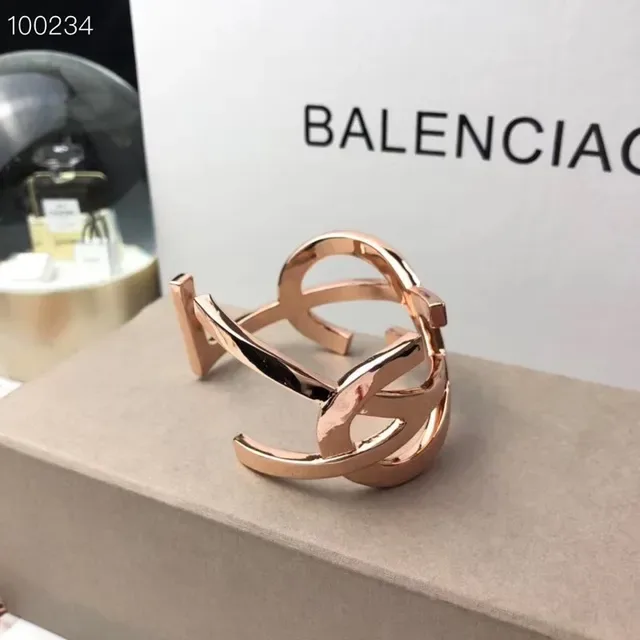 Balenciaga Le Cagole Braceletes Interlocking Ouro e Ouro Rosa 9