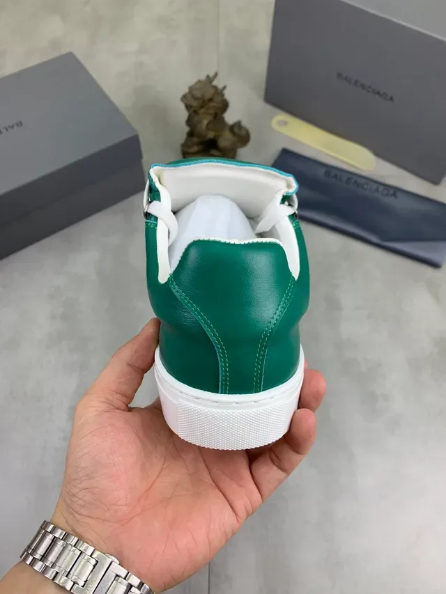 Balenciaga Le City Sneakers Lifestyle en Cuir Vert 3