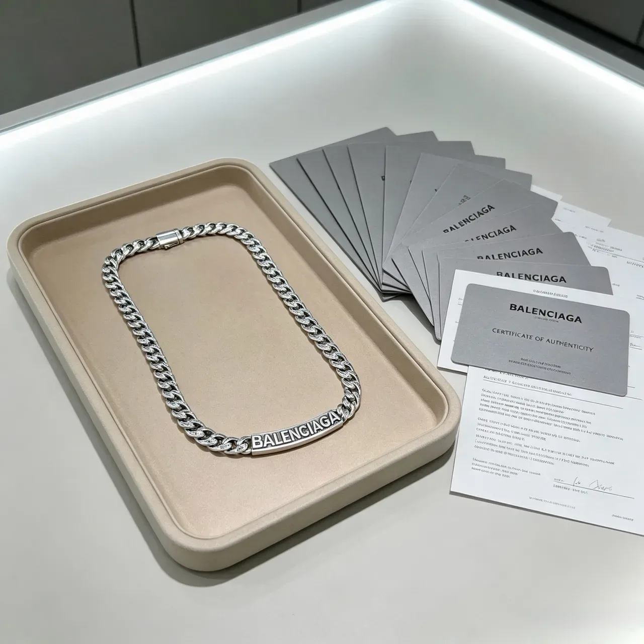 Collier Balenciaga Logo Chaîne Argent 2