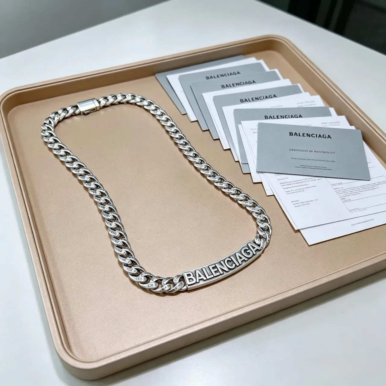 Collier Balenciaga Logo Chaîne Argent 5