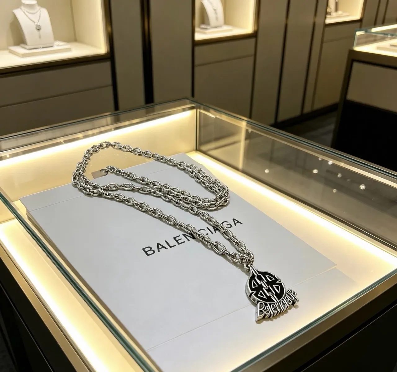 Balenciaga Pingente Logo Corrente Prata 6