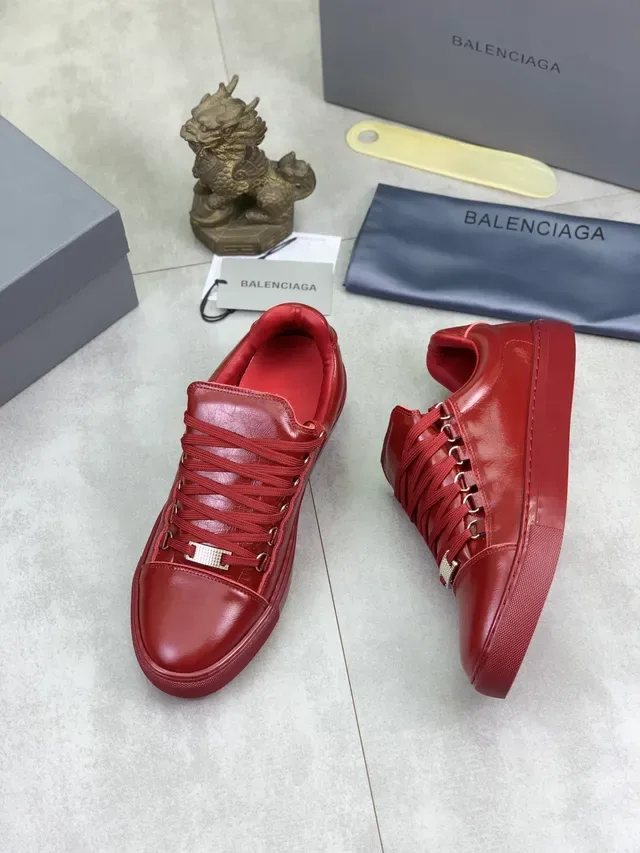 Balenciaga Red Full-Grain Leather Clean Toe Cap Lifestyle Sneakers 5