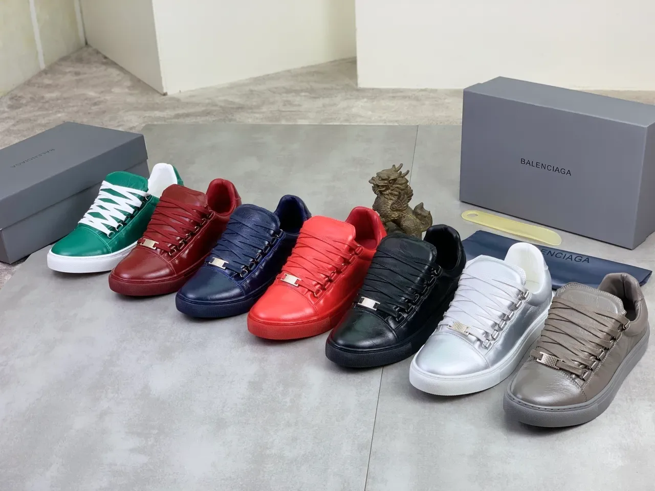 Balenciaga Red Full-Grain Leather Clean Toe Cap Lifestyle Sneakers 6