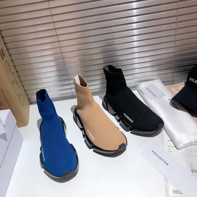 Balenciaga Sneakers de Chaussette Beige et Noir Sneakers Lifestyle 10