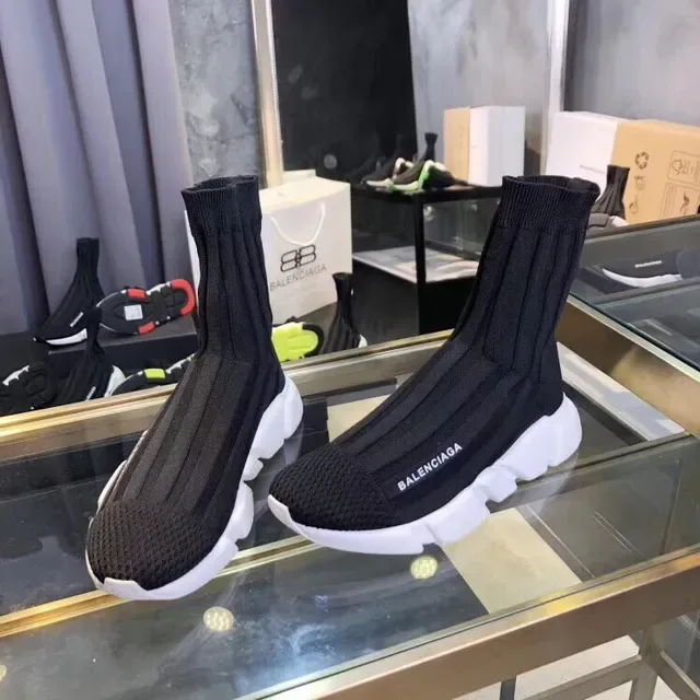 Balenciaga Speed Trainer أحذية رياضية سوداء وبيضاء للأسلوب الحياتي 5