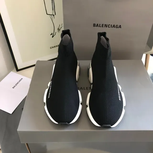Balenciaga Speed Trainer tênis lifestyle preto e branco 3