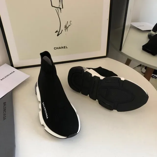 Balenciaga Speed Trainer tênis lifestyle preto e branco 4
