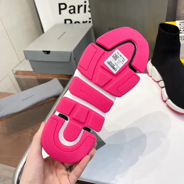 Balenciaga Speed Trainer tênis lifestyle pretos brancos rosados 2