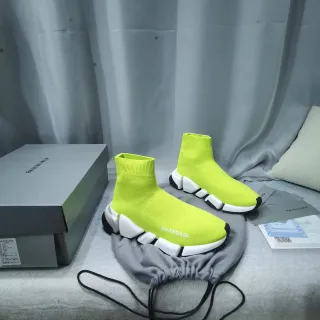 Balenciaga Speed Trainer Neon Lime zapatillas lifestyle