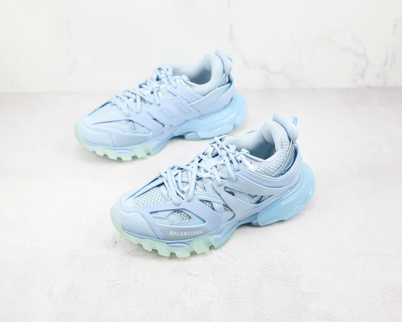 Balenciaga Track Trainer হালকা নীল এবং মিন্ট গ্রিন চংকি স্নিকার্স 7