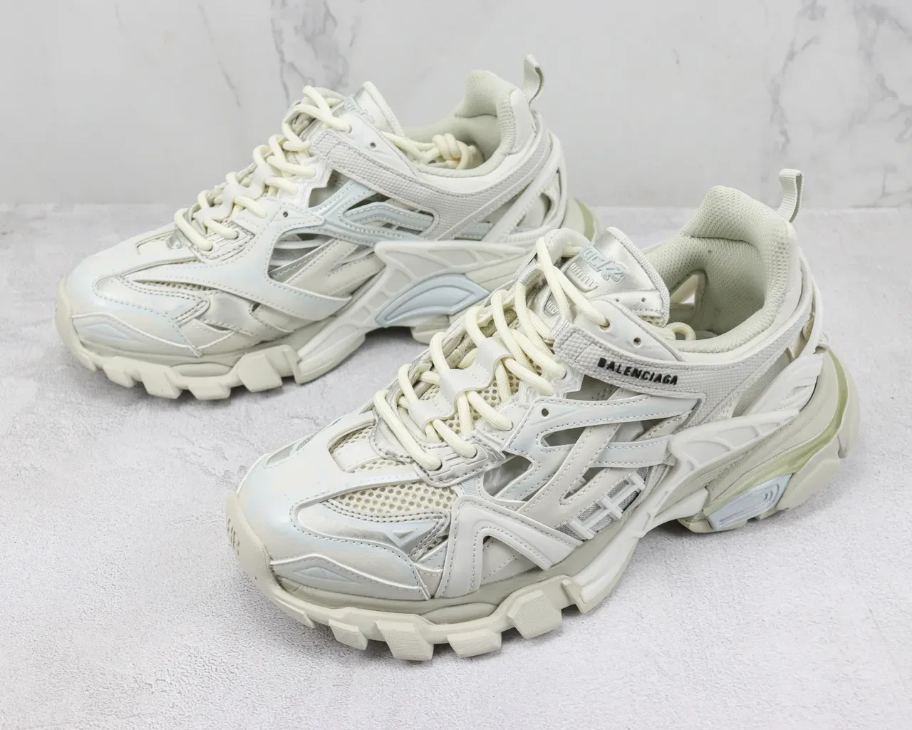 Balenciaga Track Trainer Off-White zapatillas chunky 4