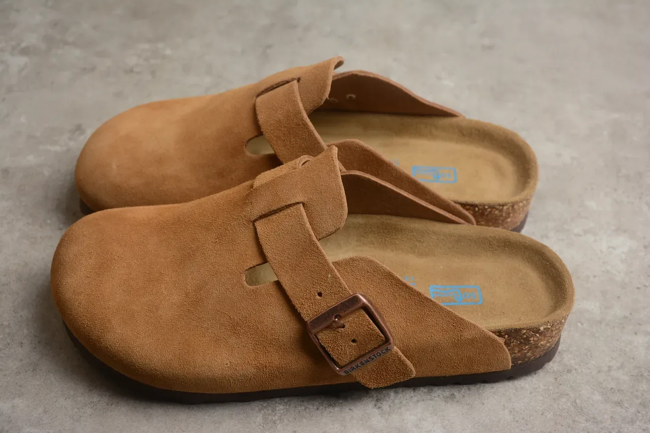 Birkenstock Arizona Sandale en Daim Tan 8