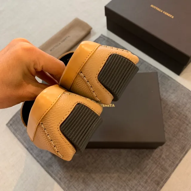 Bottega Veneta Andiamo Beige Cuir pebbled Mocassins 4