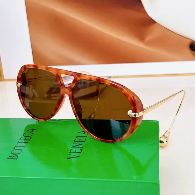 Bottega Veneta Brown Gold Aviator Silhouette Tortoiseshell Acetate Frame Eyewear 8
