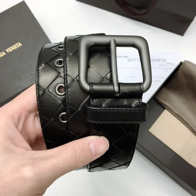 Bottega Veneta Cassette Noir Intrecciato Ceinture en cuir 3