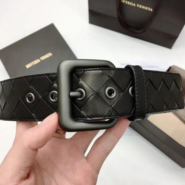Bottega Veneta Cassette Noir Intrecciato Ceinture en cuir 4