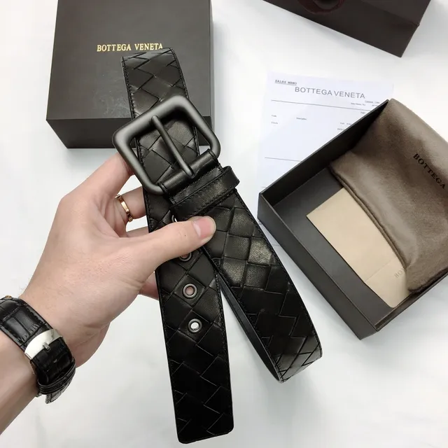 Bottega Veneta Cassette Noir Intrecciato Ceinture en cuir 6
