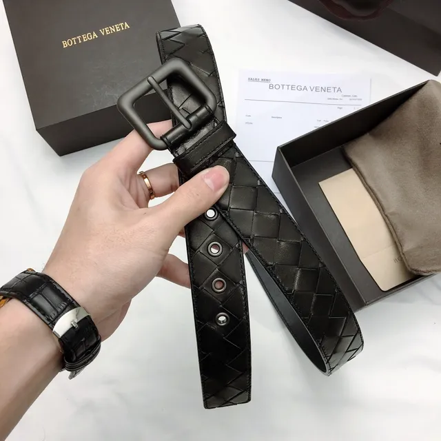 Bottega Veneta Cassette Noir Intrecciato Ceinture en cuir 5