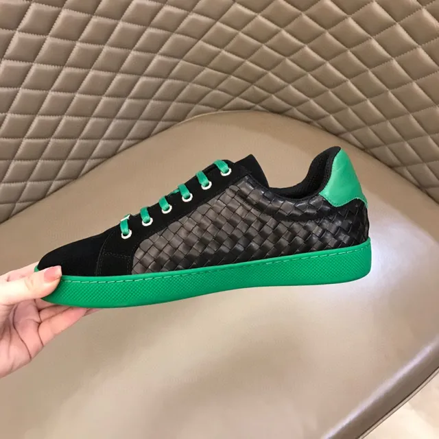 Bottega Veneta Cassette Intrecciato أسود وأخضر أحذية رياضية لأسلوب الحياة 3