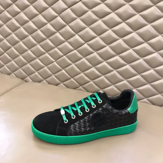 Bottega Veneta Cassette Intrecciato أسود وأخضر أحذية رياضية لأسلوب الحياة 5