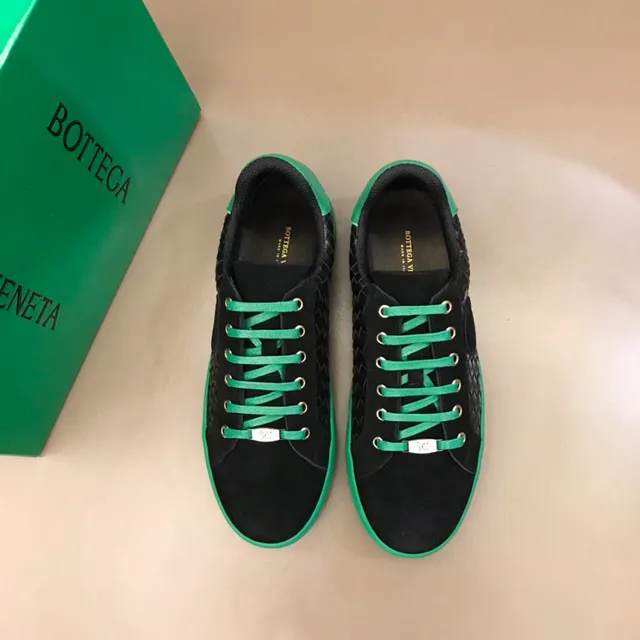 Bottega Veneta Cassette Intrecciato أسود وأخضر أحذية رياضية لأسلوب الحياة 9