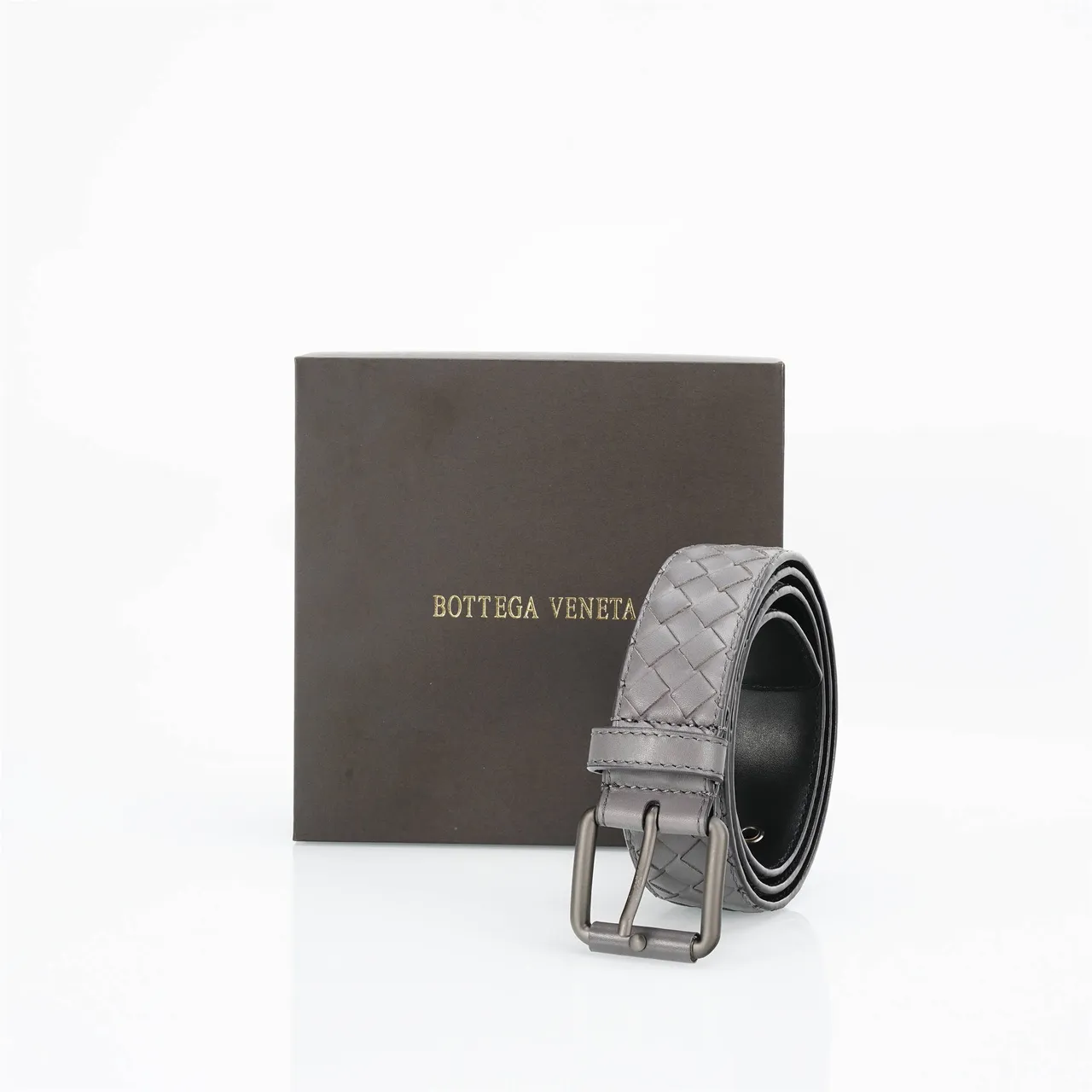 Bottega Veneta Cassette Intrecciato Ceinture en cuir gris 6