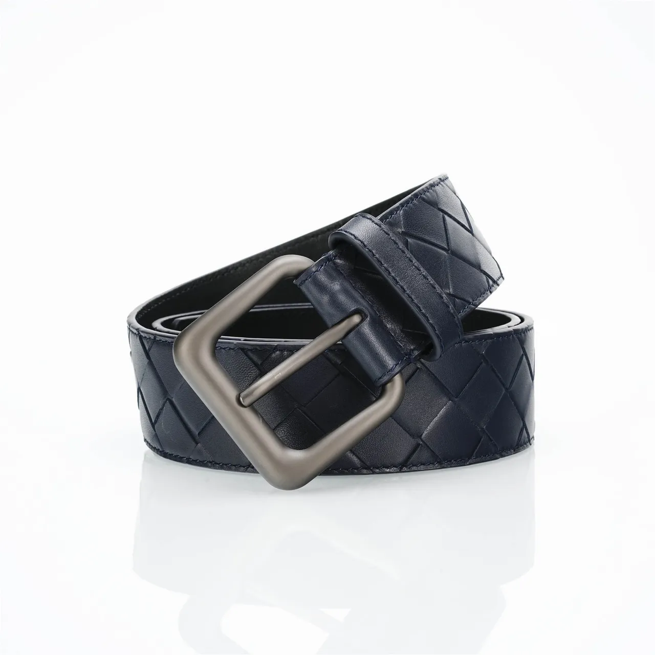 Bottega Veneta Cassette Intrecciato Navy Ceinture en Cuir 4