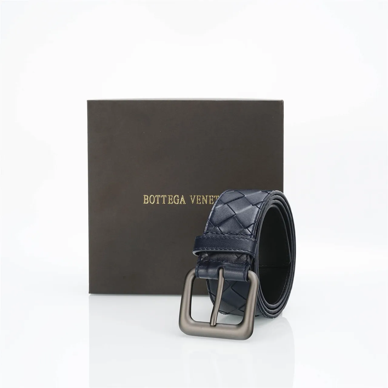 Bottega Veneta Cassette Intrecciato Navy Ceinture en Cuir 6