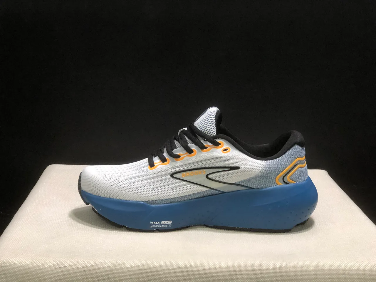 Brooks Glycerin White Blue Black Orange Running Shoes 7