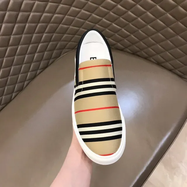 Burberry Beige Black Slip-On Plataforma Sola Tênis Lifestyle 3