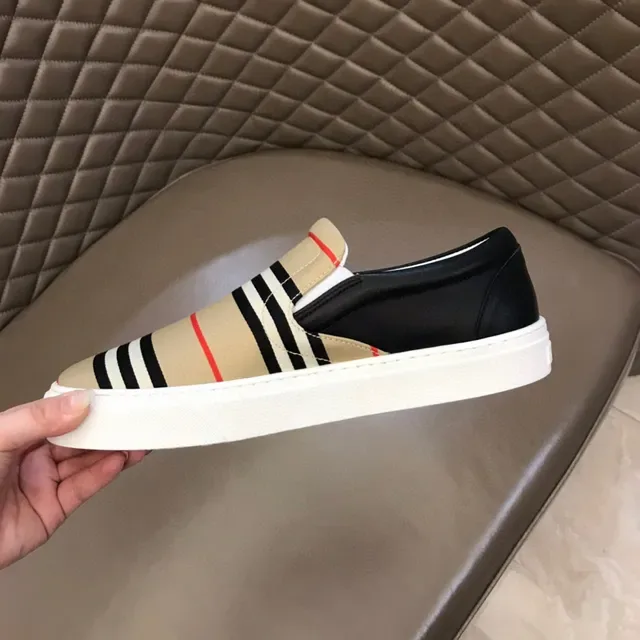 Burberry Beige Black Slip-On Plataforma Sola Tênis Lifestyle 4