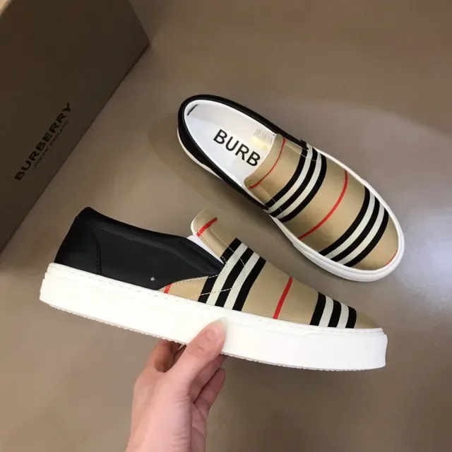 Burberry Beige Black Slip-On Plataforma Sola Tênis Lifestyle 6