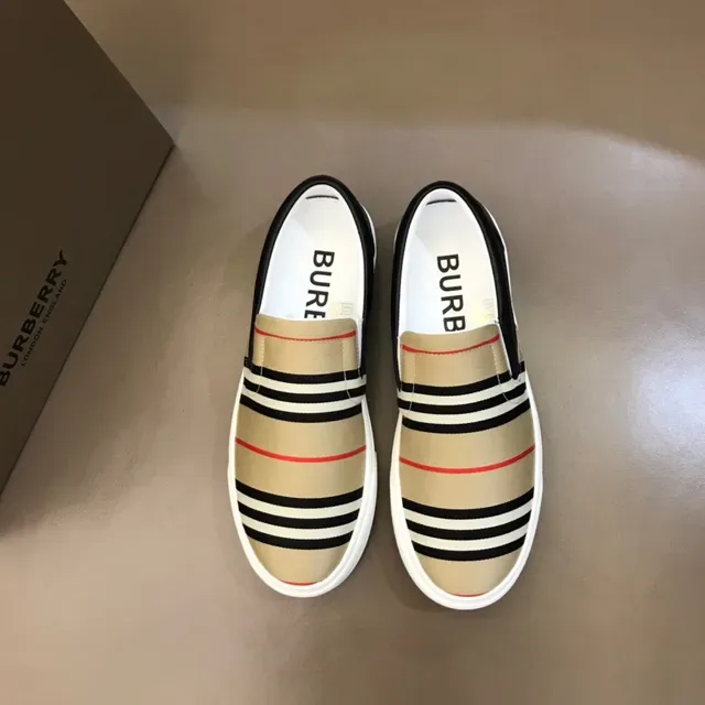 Burberry Beige Black Slip-On Plataforma Sola Tênis Lifestyle 9