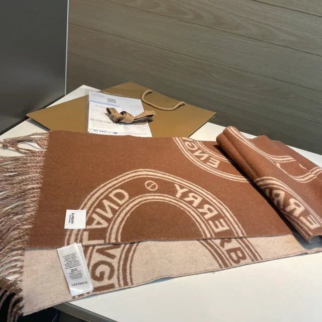 Burberry Marron Beige Double Face Monogrammé Cachemire Écharpe 8