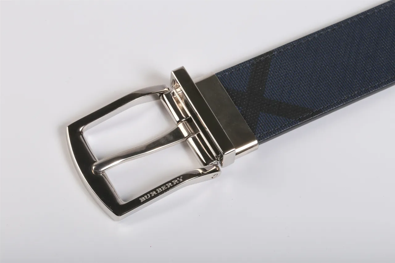 Burberry Knight উল্টানো চেক চামড়ার বেল্ট 3