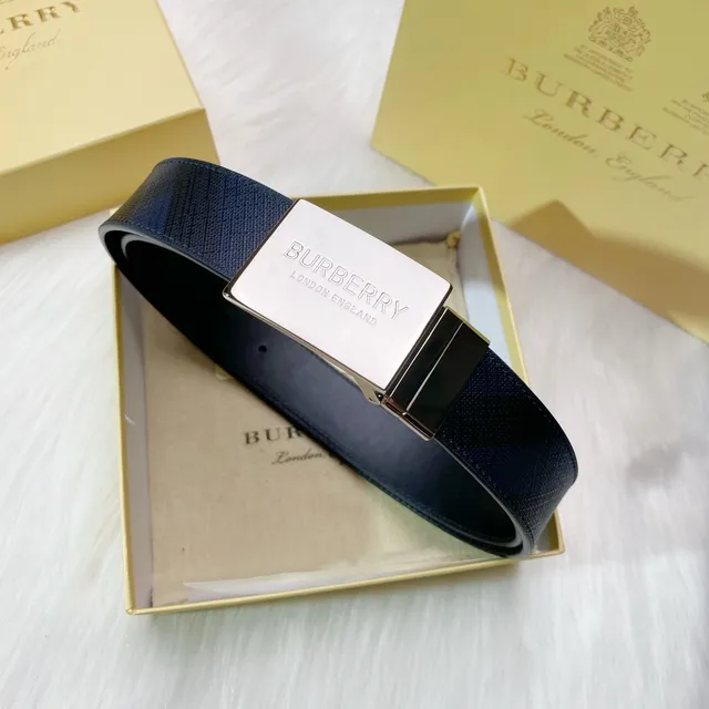 Burberry Knight Reversible Navy Check and Black Leather Belt 6