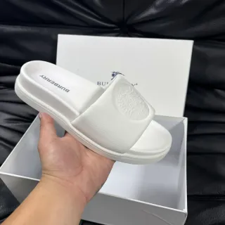 Burberry Knight White Molded Strap Slippers