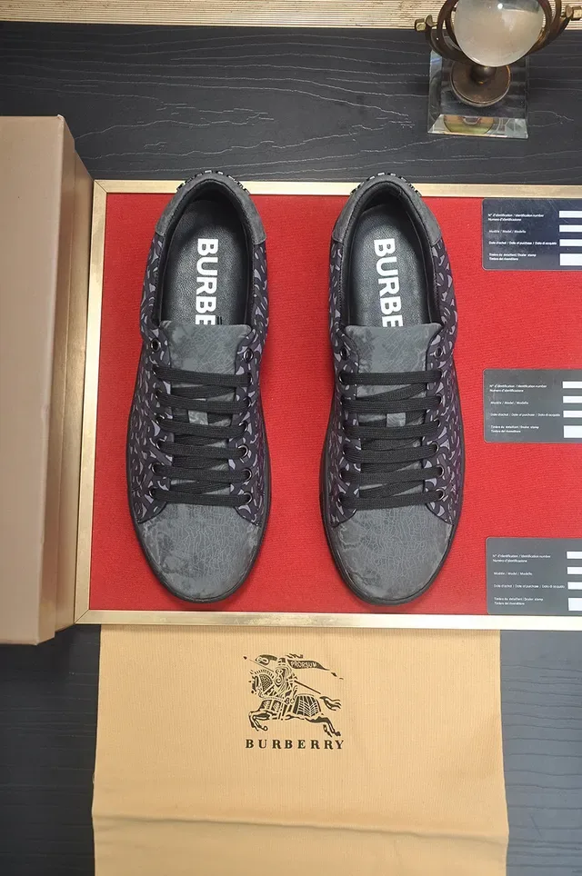 Burberry Le City Monogram Print Sneakers Lifestyle 2