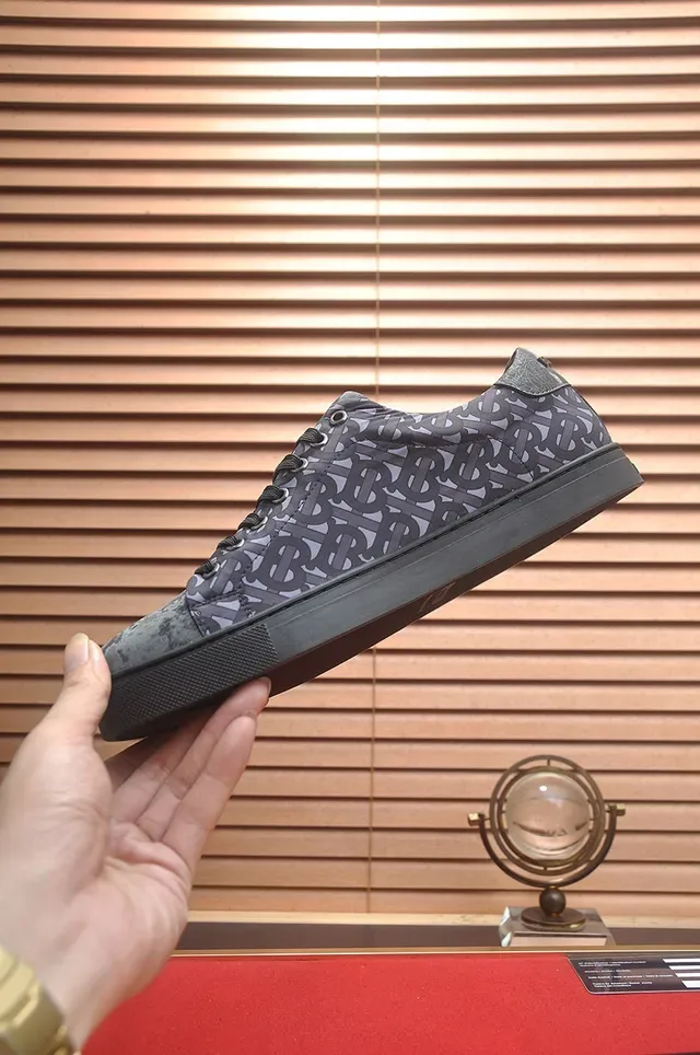 Burberry Le City Monogram Print Sneakers Lifestyle 5