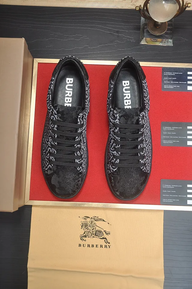 Burberry Sneakers Lifestyle Low-Top à impression Monogram 2